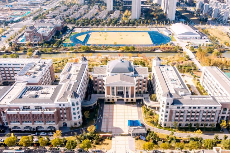 苏城外国语学校中学部.jpg