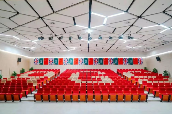南京金地未来学校剧场.jpg
