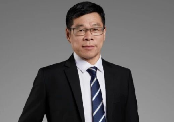 南京金地未来学校的普通高中部朱锦华校长.jpg