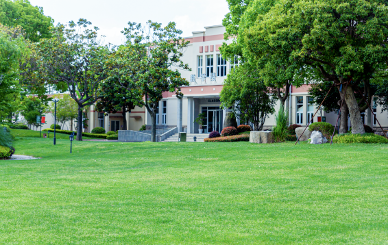 美华学校UIA教学楼.jpg